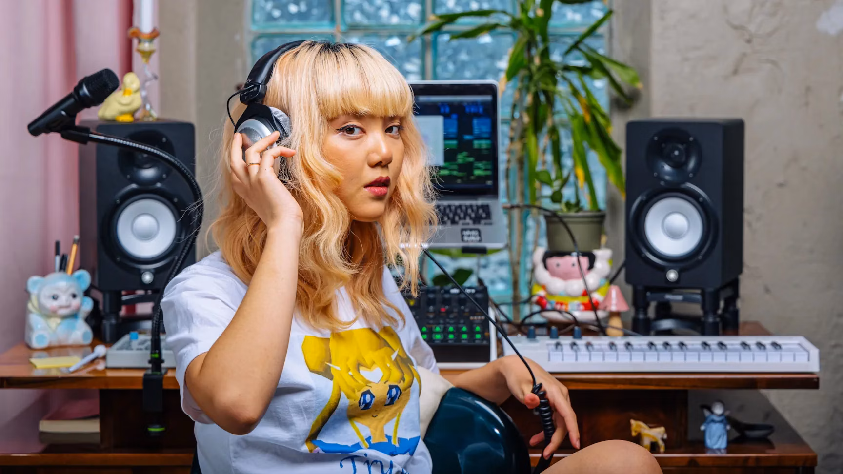 SoundID Reference Girl With Headphones